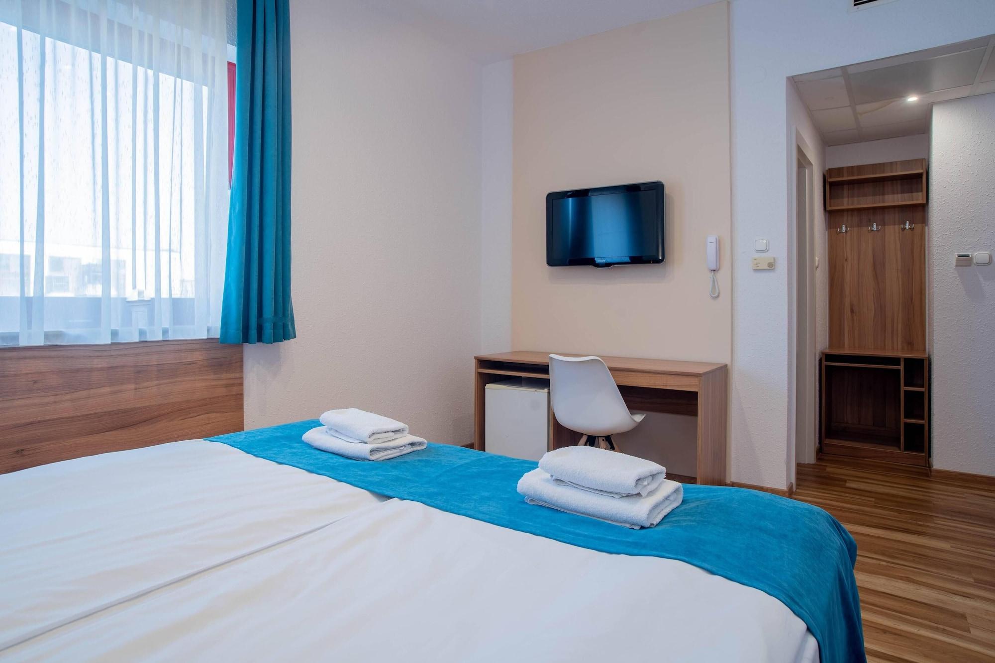 בודפשט Homoky Hotels Bestline Hotel מראה חיצוני תמונה